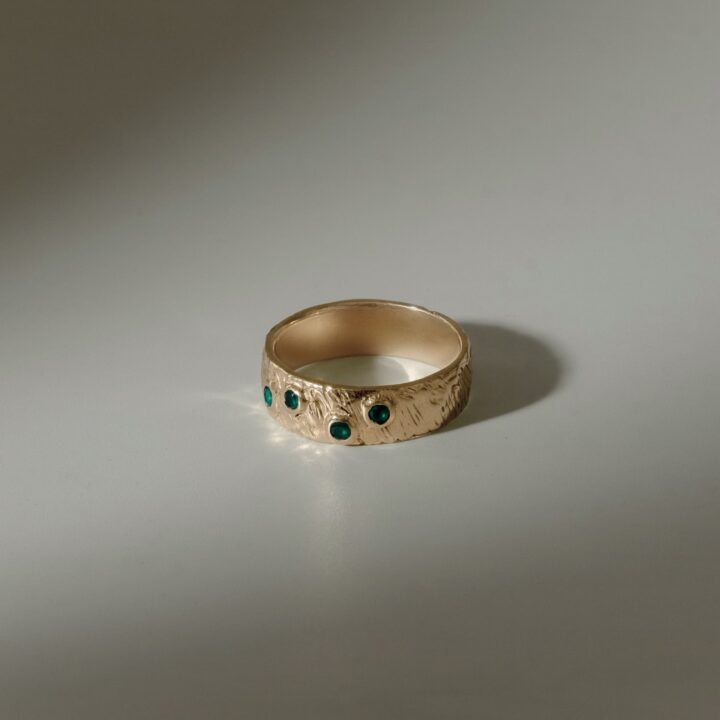 Кольцо "Кора" с четырмя камнями, позолота
